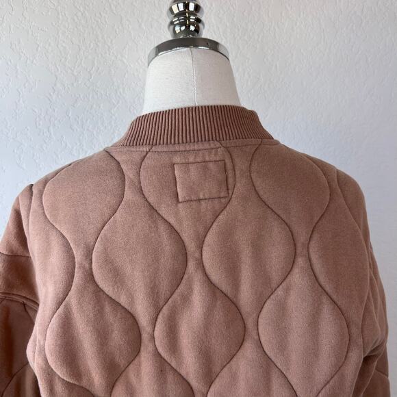 Abercrombie & Fitch Quilted Zip Up Bomber Jacket size Medium Tan Womens - Picture 7 of 9